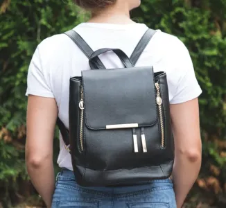 Black gold fashion backpack